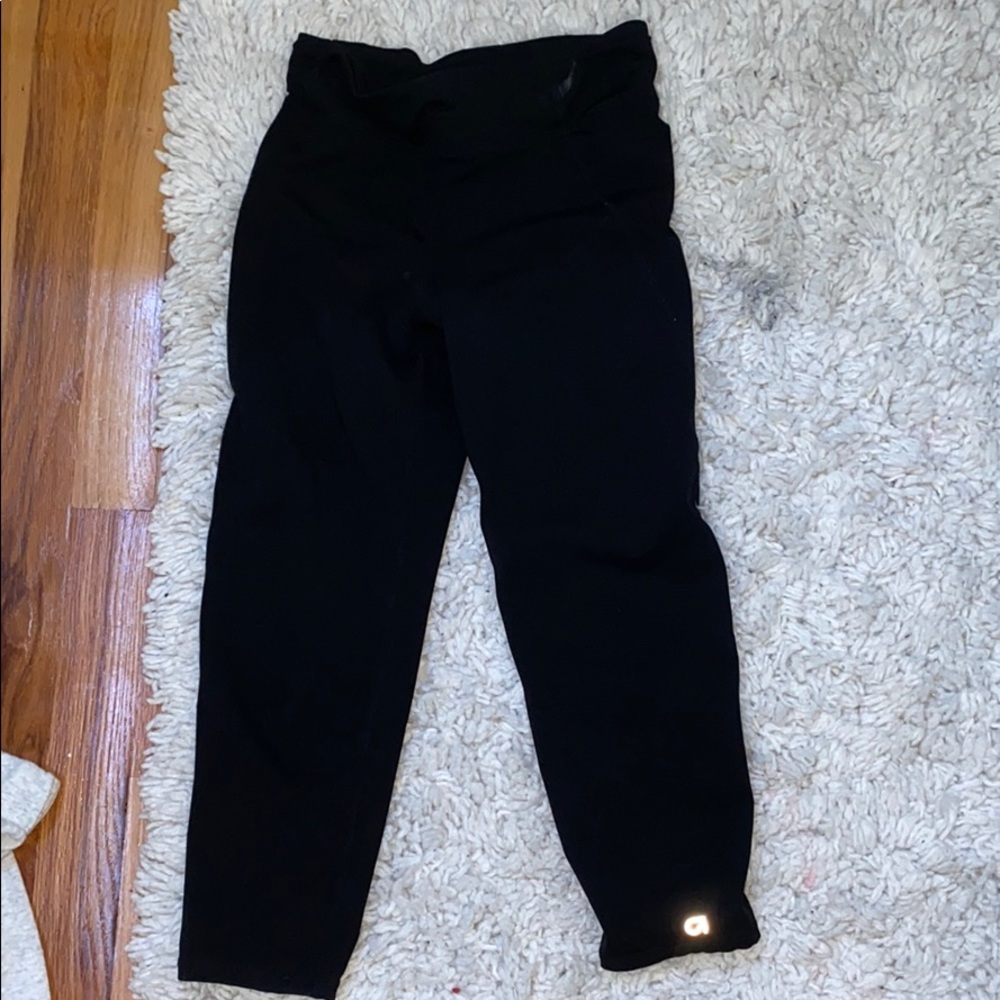 Gap Fit Capri Leggings